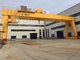 IP55レール敷の二重ガード鉄の鋼鉄化学工業のための20トンのガントリー クレーン